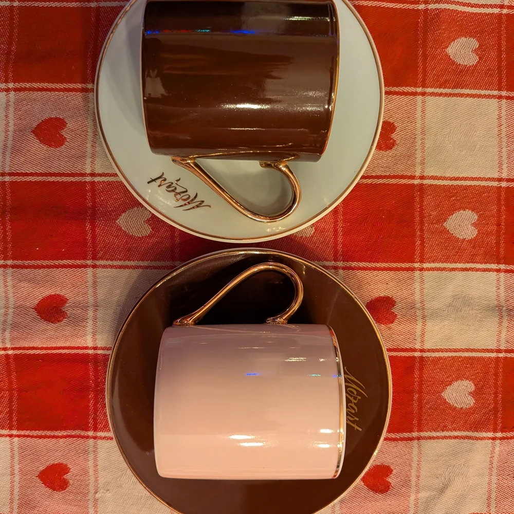 Chic Brown and Pink Mug Set